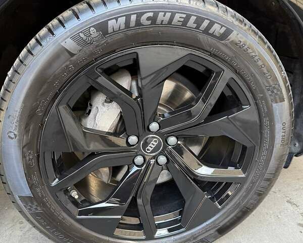 Чорний Ауді Ку 7, об'ємом двигуна 2.97 л та пробігом 225 тис. км за 28500 $, фото 22 на Automoto.ua