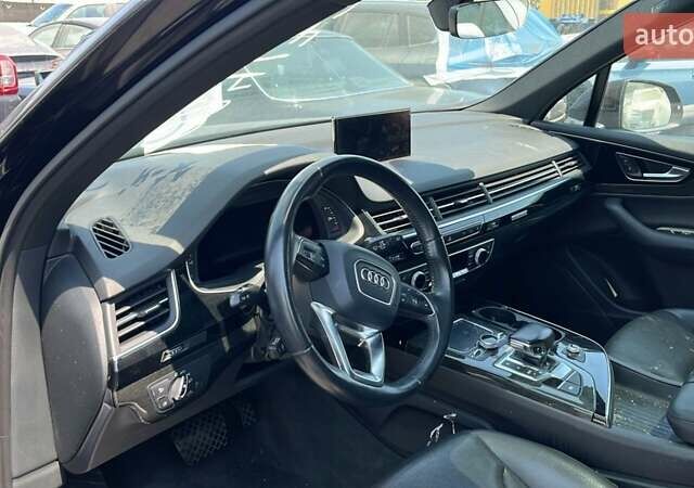 Чорний Ауді Ку 7, об'ємом двигуна 3 л та пробігом 209 тис. км за 21701 $, фото 11 на Automoto.ua