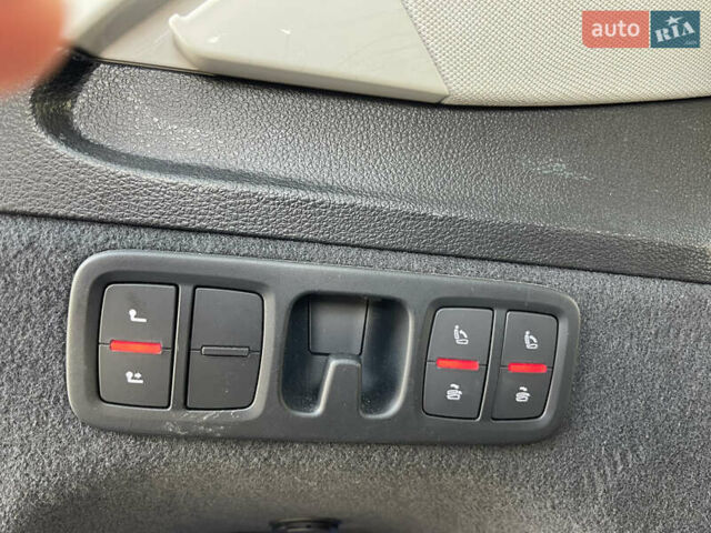 Ауди Ку 7 2017 в Ивано-Франковске на Automoto.ua Черный Ауди Ку 7, объемом двигателя 2.99 л и пробегом 140 тыс. км за 45500 $, фото 13 на Automoto.ua
