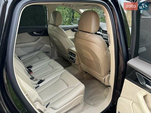 Ауди Ку 7 2017 в Киеве на Automoto.ua Черный Ауди Ку 7, объемом двигателя 2.97 л и пробегом 134 тыс. км за 47500 $, фото 57 на Automoto.ua