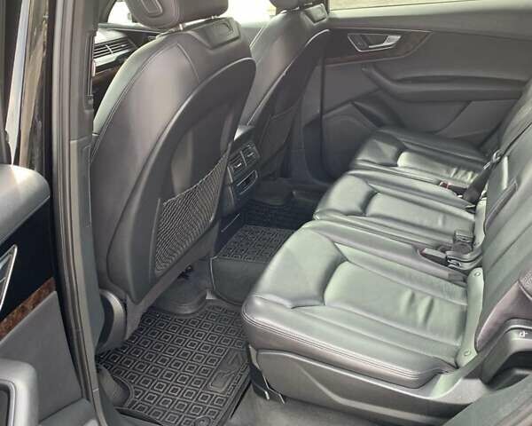 Черный Ауди Ку 7, объемом двигателя 3 л и пробегом 81 тыс. км за 30000 $, фото 21 на Automoto.ua