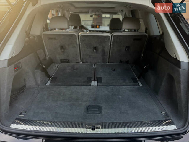 Черный Ауди Ку 7, объемом двигателя 3 л и пробегом 98 тыс. км за 33500 $, фото 5 на Automoto.ua