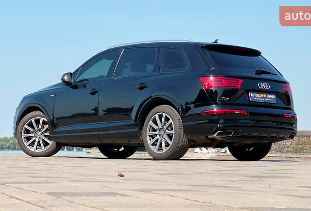 Чорний Ауді Ку 7, об'ємом двигуна 2.97 л та пробігом 250 тис. км за 33500 $, фото 2 на Automoto.ua