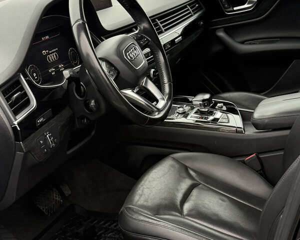 Чорний Ауді Ку 7, об'ємом двигуна 3 л та пробігом 167 тис. км за 25950 $, фото 21 на Automoto.ua