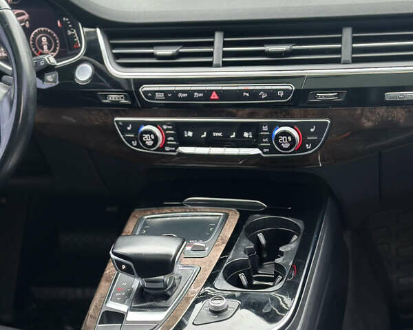 Черный Ауди Ку 7, объемом двигателя 3 л и пробегом 126 тыс. км за 27900 $, фото 29 на Automoto.ua