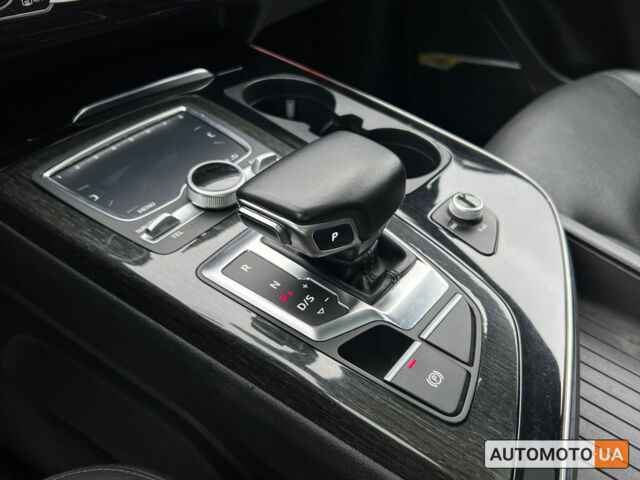 Черный Ауди Ку 7, объемом двигателя 3 л и пробегом 216 тыс. км за 29500 $, фото 27 на Automoto.ua