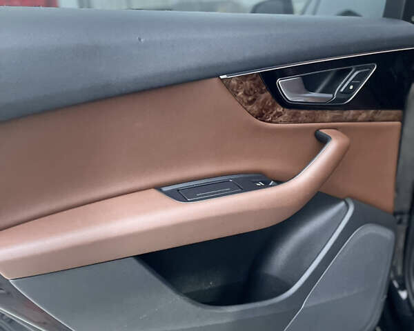 Черный Ауди Ку 7, объемом двигателя 2 л и пробегом 299 тыс. км за 21999 $, фото 19 на Automoto.ua