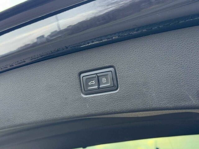 Чорний Ауді Ку 7, об'ємом двигуна 0 л та пробігом 130 тис. км за 22000 $, фото 7 на Automoto.ua