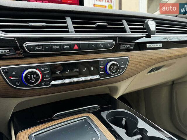 Черный Ауди Ку 7, объемом двигателя 3 л и пробегом 110 тыс. км за 25200 $, фото 27 на Automoto.ua