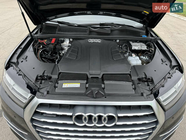 Черный Ауди Ку 7, объемом двигателя 3 л и пробегом 175 тыс. км за 28500 $, фото 42 на Automoto.ua