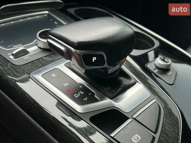 Черный Ауди Ку 7, объемом двигателя 3 л и пробегом 61 тыс. км за 38900 $, фото 20 на Automoto.ua