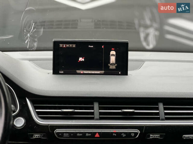 Чорний Ауді Ку 7, об'ємом двигуна 3 л та пробігом 212 тис. км за 16800 $, фото 16 на Automoto.ua