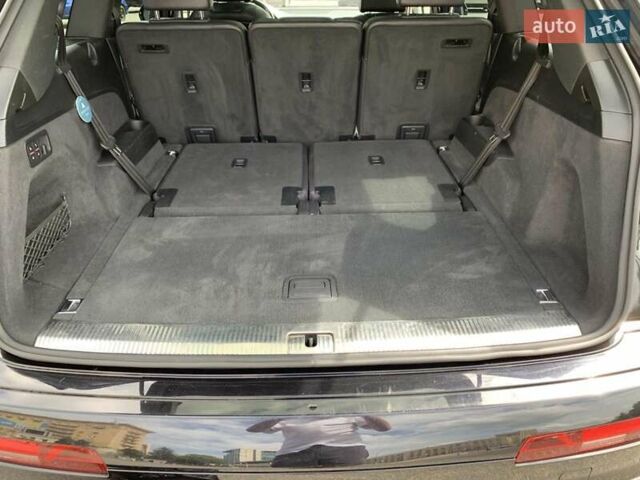 Черный Ауди Ку 7, объемом двигателя 3 л и пробегом 81 тыс. км за 30000 $, фото 17 на Automoto.ua