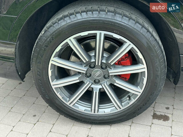 Чорний Ауді Ку 7, об'ємом двигуна 3 л та пробігом 210 тис. км за 21999 $, фото 5 на Automoto.ua