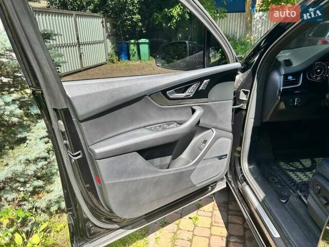 Черный Ауди Ку 7, объемом двигателя 3 л и пробегом 202 тыс. км за 35000 $, фото 30 на Automoto.ua