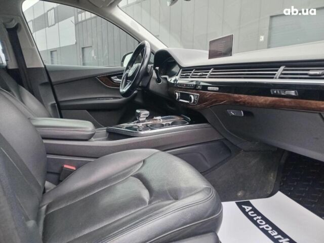 Черный Ауди Ку 7, объемом двигателя 3 л и пробегом 250 тыс. км за 25140 $, фото 12 на Automoto.ua