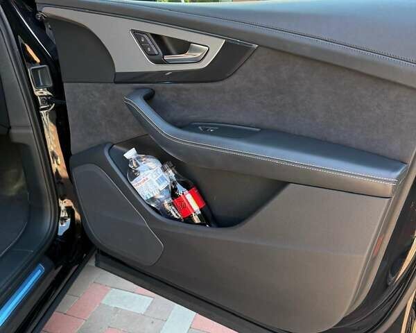 Черный Ауди Ку 7, объемом двигателя 3 л и пробегом 280 тыс. км за 33555 $, фото 3 на Automoto.ua