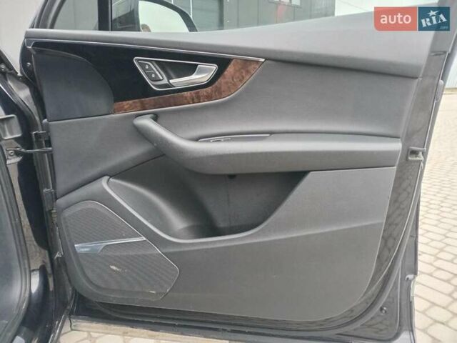 Черный Ауди Ку 7, объемом двигателя 3 л и пробегом 250 тыс. км за 25140 $, фото 11 на Automoto.ua
