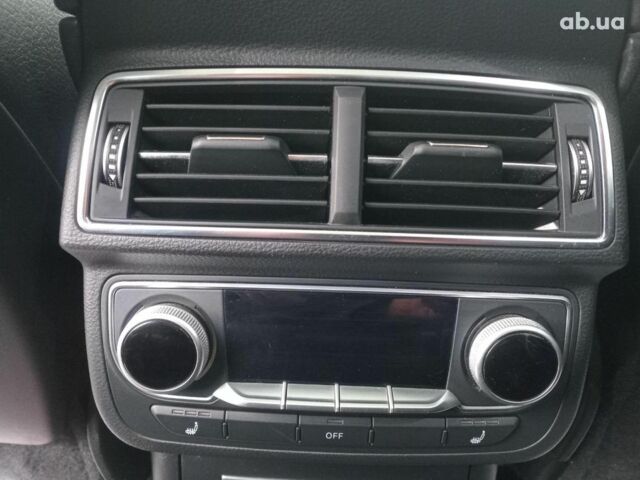 Черный Ауди Ку 7, объемом двигателя 3 л и пробегом 250 тыс. км за 25140 $, фото 15 на Automoto.ua