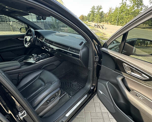 Черный Ауди Ку 7, объемом двигателя 3 л и пробегом 197 тыс. км за 30000 $, фото 15 на Automoto.ua