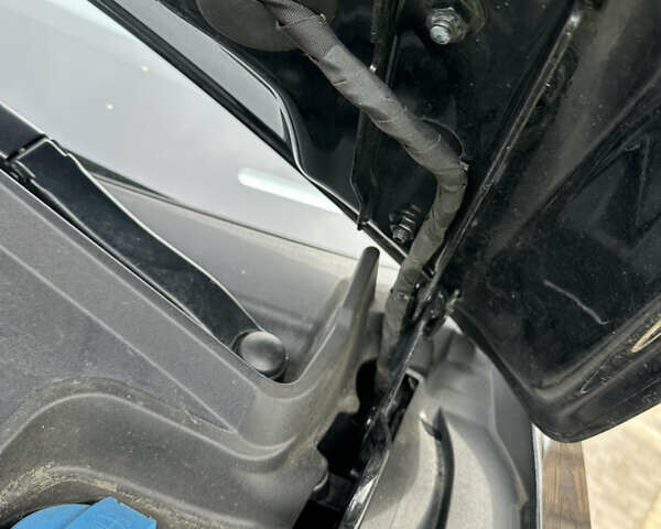 Чорний Ауді Ку 7, об'ємом двигуна 3 л та пробігом 210 тис. км за 21999 $, фото 76 на Automoto.ua