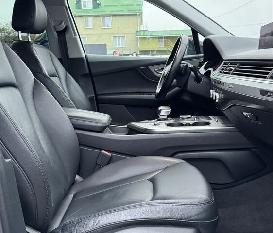 Чорний Ауді Ку 7, об'ємом двигуна 3 л та пробігом 189 тис. км за 37500 $, фото 20 на Automoto.ua