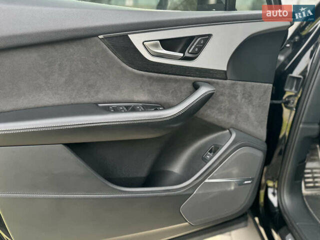 Чорний Ауді Ку 7, об'ємом двигуна 2.97 л та пробігом 250 тис. км за 33500 $, фото 41 на Automoto.ua