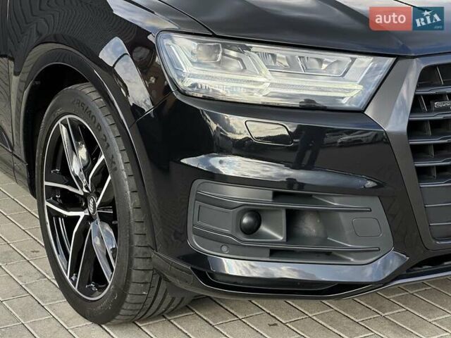 Чорний Ауді Ку 7, об'ємом двигуна 3 л та пробігом 197 тис. км за 29900 $, фото 3 на Automoto.ua