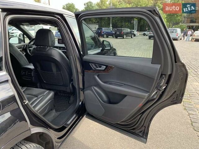 Черный Ауди Ку 7, объемом двигателя 3 л и пробегом 81 тыс. км за 30000 $, фото 11 на Automoto.ua