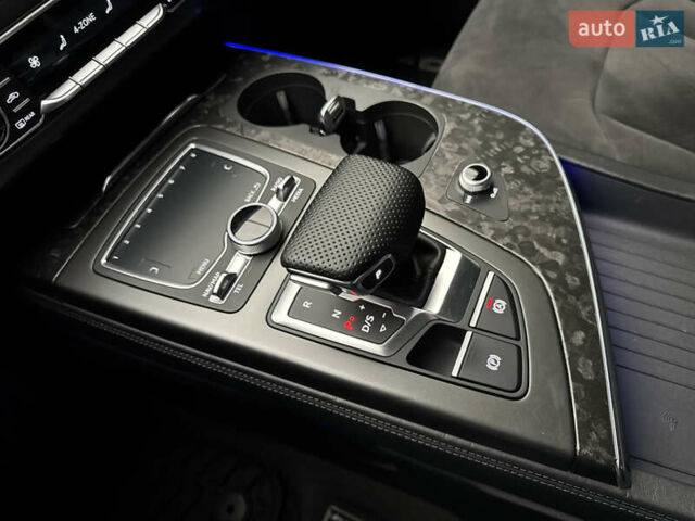 Ауди Ку 7 2017 в Киеве на Automoto.ua Черный Ауди Ку 7, объемом двигателя 3 л и пробегом 140 тыс. км за 47799 $, фото 92 на Automoto.ua