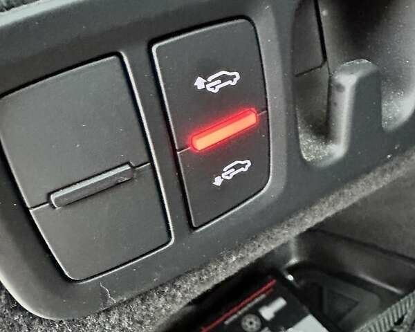 Черный Ауди Ку 7, объемом двигателя 3 л и пробегом 96 тыс. км за 38500 $, фото 56 на Automoto.ua