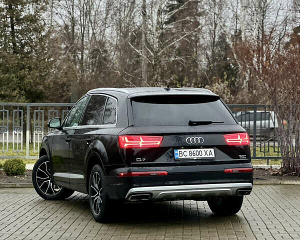 Черный Ауди Ку 7, объемом двигателя 3 л и пробегом 97 тыс. км за 29700 $, фото 5 на Automoto.ua