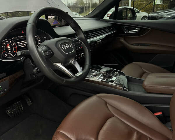 Черный Ауди Ку 7, объемом двигателя 3 л и пробегом 93 тыс. км за 30999 $, фото 8 на Automoto.ua