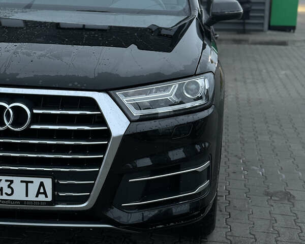 Черный Ауди Ку 7, объемом двигателя 1.98 л и пробегом 110 тыс. км за 24699 $, фото 5 на Automoto.ua