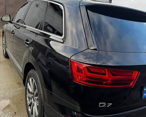 Чорний Ауді Ку 7, об'ємом двигуна 3 л та пробігом 232 тис. км за 22500 $, фото 3 на Automoto.ua