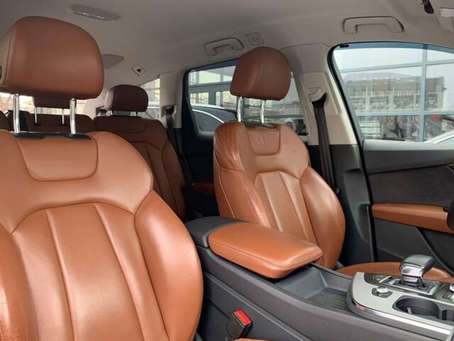 Черный Ауди Ку 7, объемом двигателя 3 л и пробегом 125 тыс. км за 42000 $, фото 14 на Automoto.ua