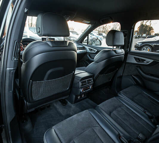 Черный Ауди Ку 7, объемом двигателя 3 л и пробегом 65 тыс. км за 47990 $, фото 31 на Automoto.ua