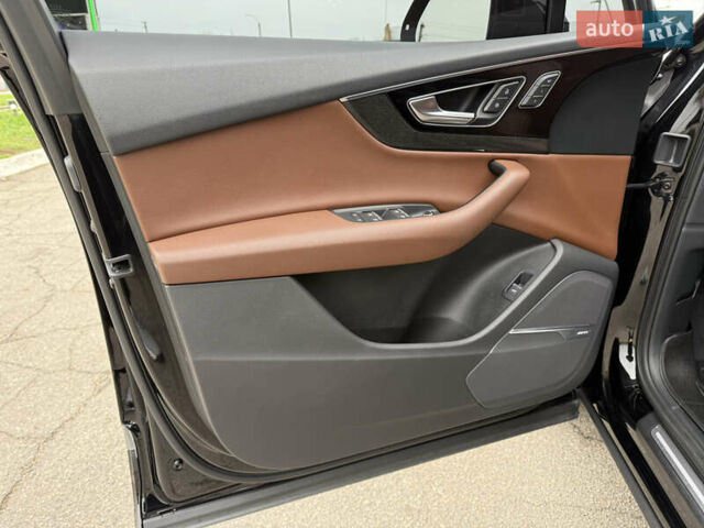 Черный Ауди Ку 7, объемом двигателя 3 л и пробегом 175 тыс. км за 28500 $, фото 19 на Automoto.ua