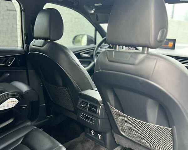 Черный Ауди Ку 7, объемом двигателя 3 л и пробегом 185 тыс. км за 23850 $, фото 58 на Automoto.ua