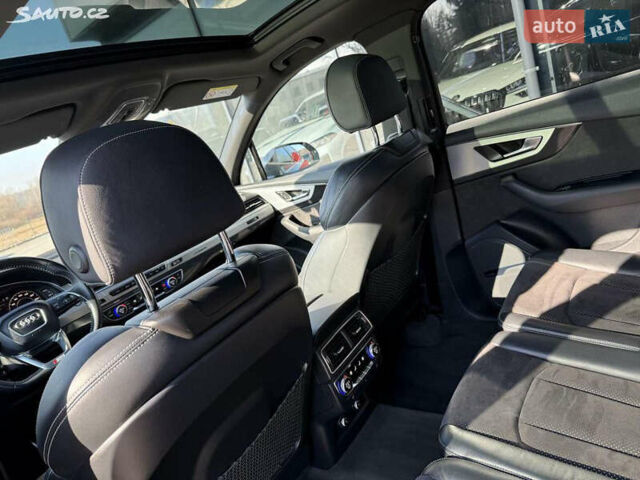 Черный Ауди Ку 7, объемом двигателя 2.97 л и пробегом 195 тыс. км за 42000 $, фото 9 на Automoto.ua