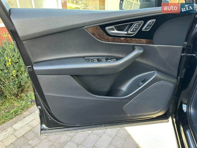 Чорний Ауді Ку 7, об'ємом двигуна 3 л та пробігом 210 тис. км за 21999 $, фото 108 на Automoto.ua