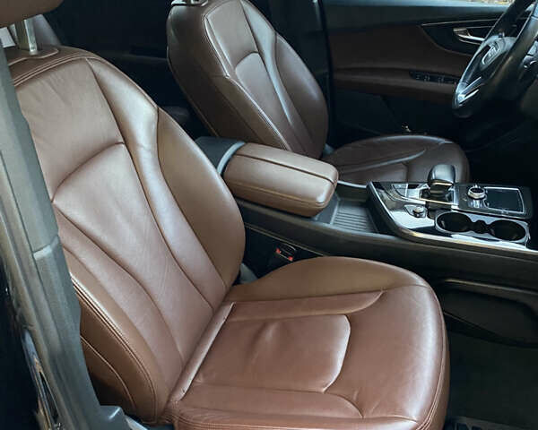 Чорний Ауді Ку 7, об'ємом двигуна 3 л та пробігом 229 тис. км за 25750 $, фото 4 на Automoto.ua