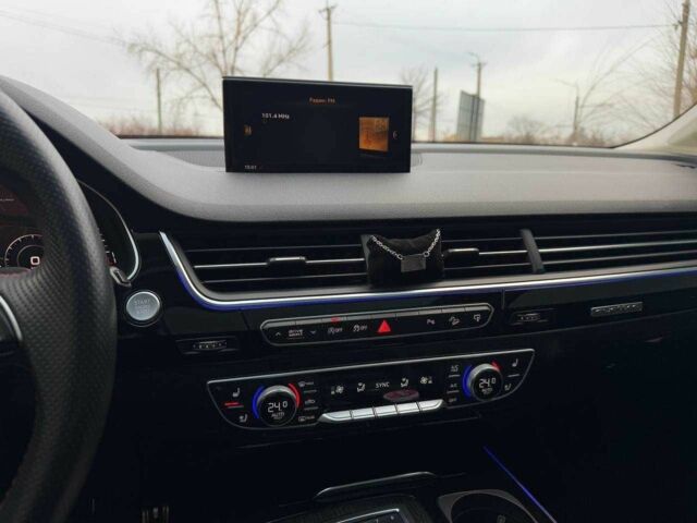 Чорний Ауді Ку 7, об'ємом двигуна 0 л та пробігом 130 тис. км за 22000 $, фото 22 на Automoto.ua