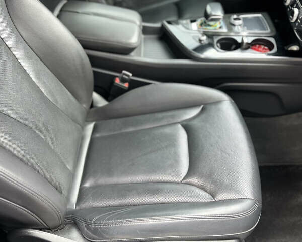 Черный Ауди Ку 7, объемом двигателя 3 л и пробегом 185 тыс. км за 23850 $, фото 48 на Automoto.ua