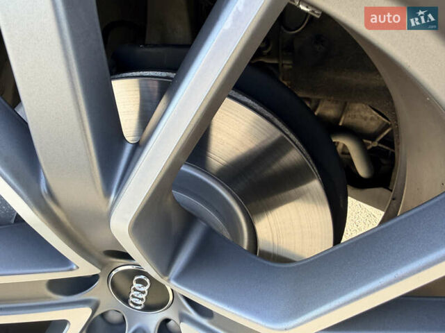 Черный Ауди Ку 7, объемом двигателя 2.97 л и пробегом 198 тыс. км за 42500 $, фото 12 на Automoto.ua