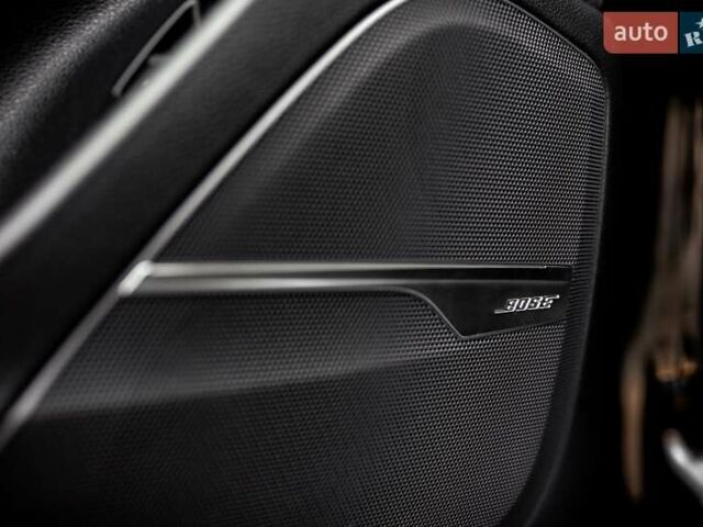 Черный Ауди Ку 7, объемом двигателя 3 л и пробегом 99 тыс. км за 45000 $, фото 6 на Automoto.ua