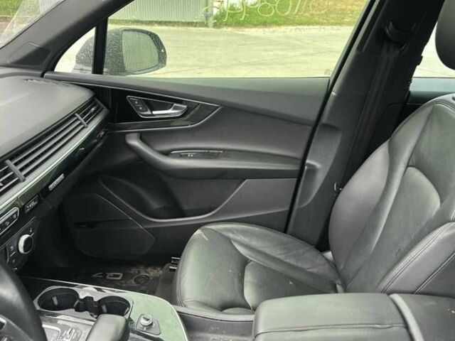 Черный Ауди Ку 7, объемом двигателя 2 л и пробегом 140 тыс. км за 19000 $, фото 15 на Automoto.ua