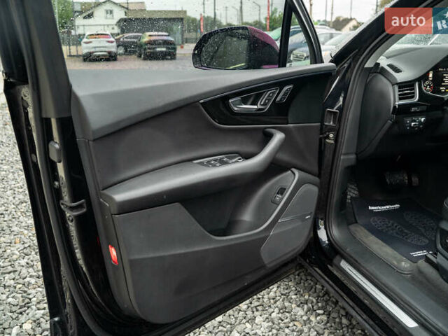 Чорний Ауді Ку 7, об'ємом двигуна 3 л та пробігом 108 тис. км за 33900 $, фото 45 на Automoto.ua