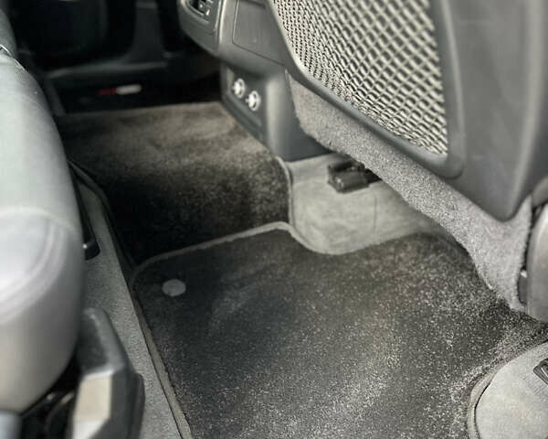 Черный Ауди Ку 7, объемом двигателя 3 л и пробегом 185 тыс. км за 23850 $, фото 55 на Automoto.ua