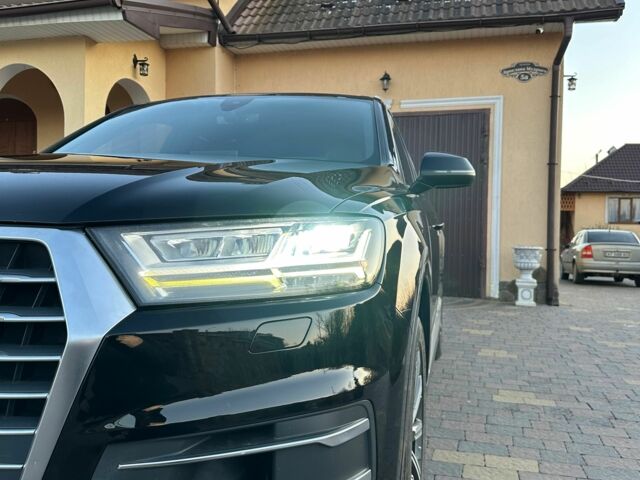 Чорний Ауді Ку 7, об'ємом двигуна 3 л та пробігом 204 тис. км за 21500 $, фото 6 на Automoto.ua
